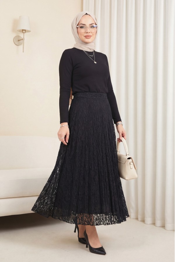Patterned Lined Guipure Lace Skirt -Black