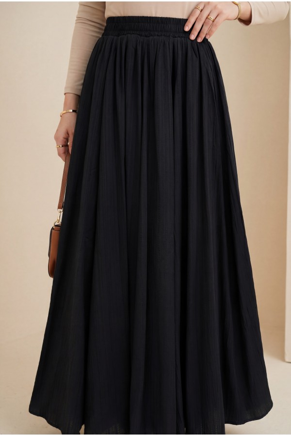 Long, Lined, Elastic Waist Waffle Skirt -Black