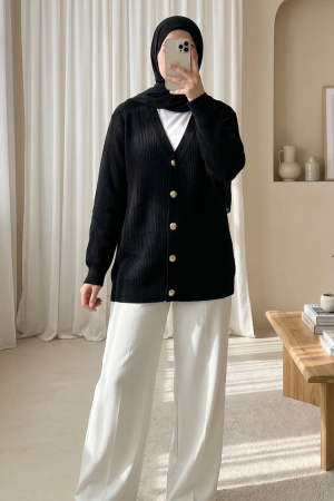 Önü Düğmeli Sakallı Salaş Triko Hırka -Siyah