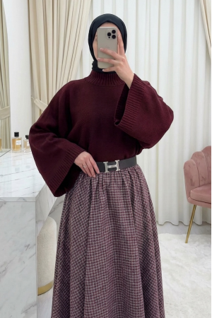 Half Turtleneck Crop Knit Sweater -Maroon