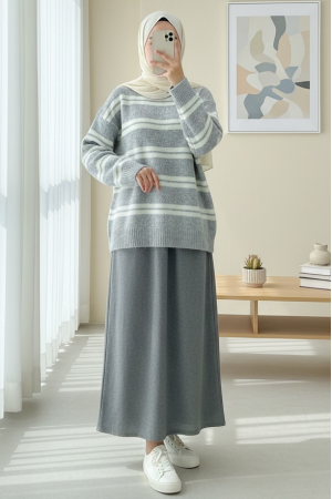 Round Neck Striped Soft Knit Sweater -Grey