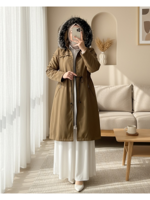 Çıkma Kapşonlu Yıldız Metal Detaylı Kaban -Taba