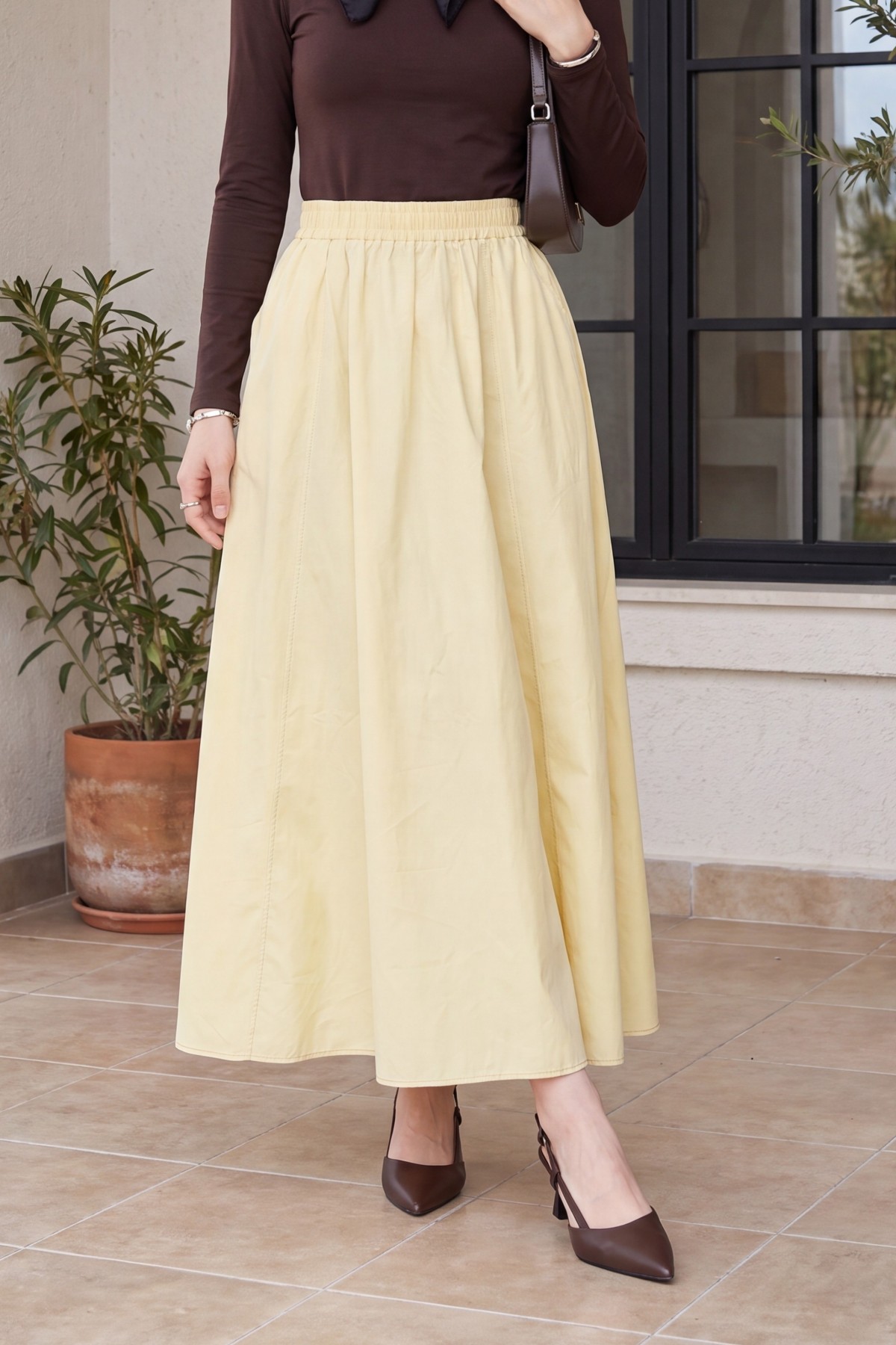 Double Pocket Poplin Flared Skirt with Elastic Waist        -Yellow