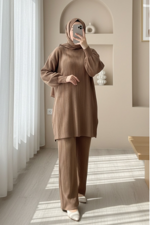 Crew Neck Balloon Sleeve Knitwear Set -Mink color