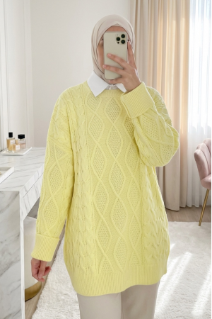 Honeycomb Pattern Loose Knitwear Sweater             -Light yellow