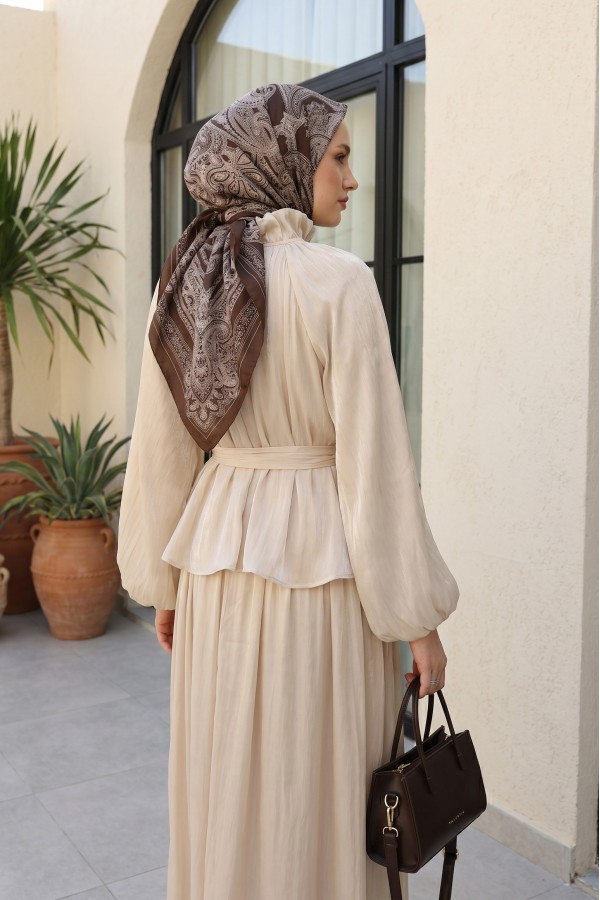 Set with Brooch Detail, Elasticated Sleeves, Belt, Lined, Shimmering Chiffon Skirt - Beige