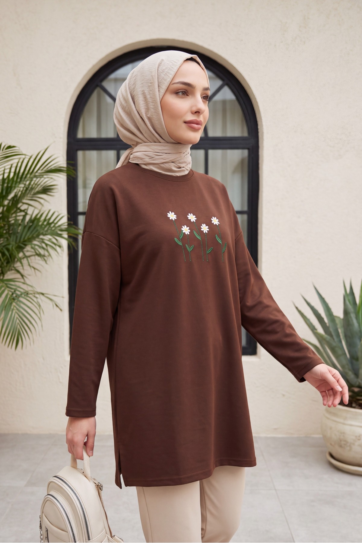 Round Neck Cotton Tunic with Daisy Embroidery -Brown