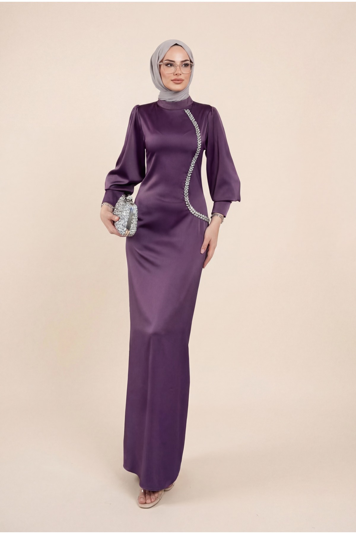 Satin Evening Dress with Zippered Cuff and Stone Detail -أرجواني