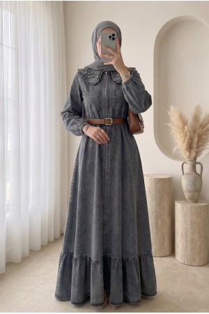 Bebe Yaka Yarım Fermuarlı İnci Detaylı Kemerli Kot Elbise -Füme