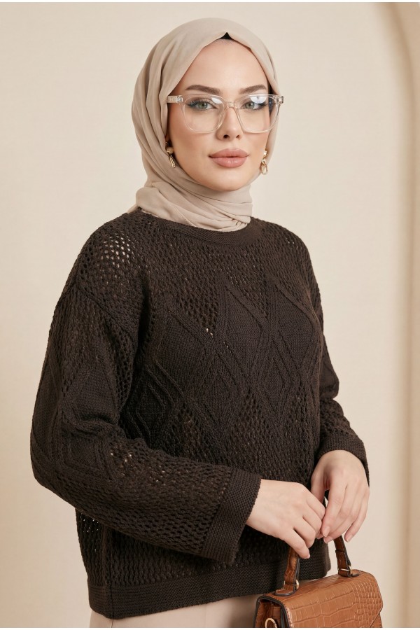 Önü Ve Kolları Desenli Ajurlu Triko Kazak -K. Kahve