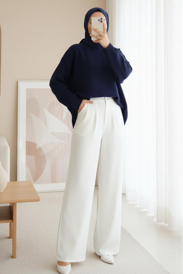 Round  Neck Loose Knit Sweater -Navy blue