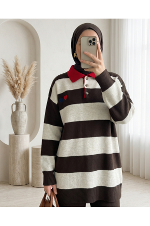 سترة محبوكة بأزرار وياقة قميص مطرزة بقلب -بني محروق