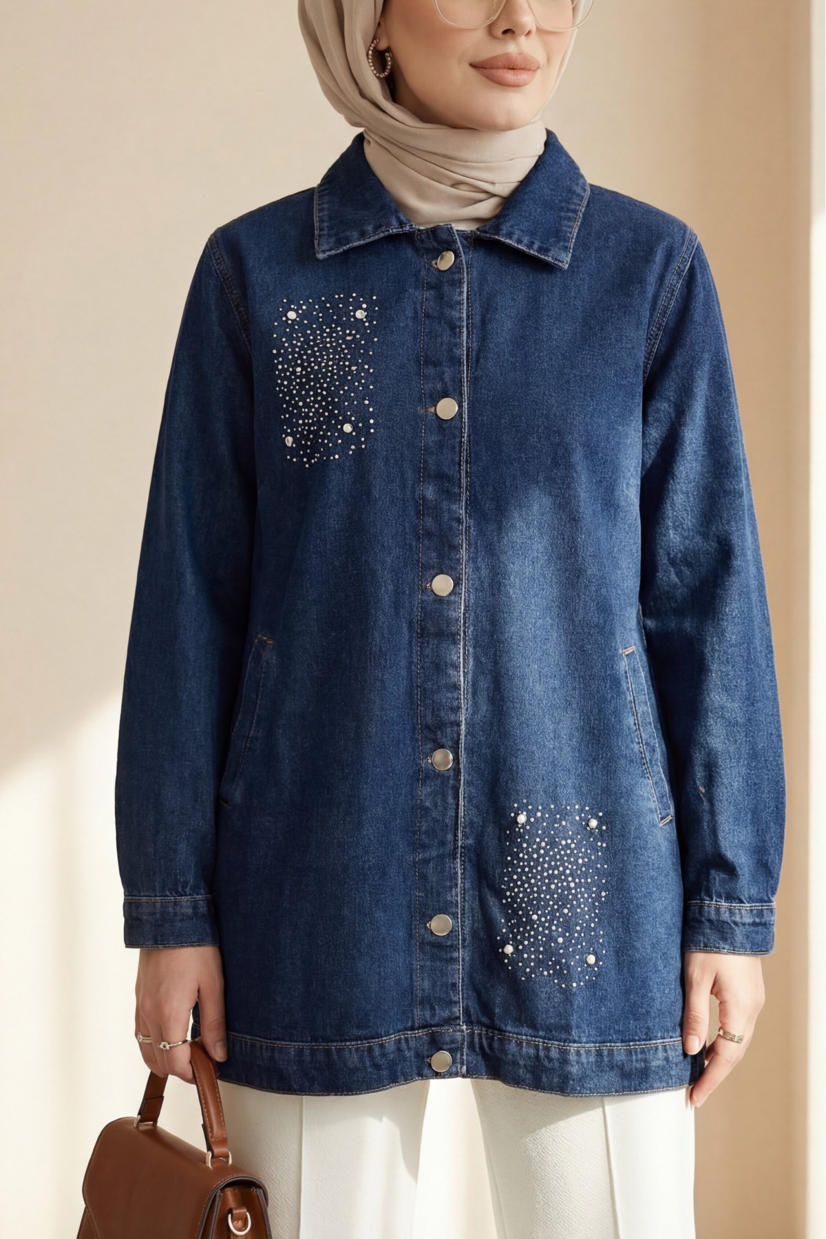 Stone Detailed Double Pocket Denim Jacket    -Navy blue