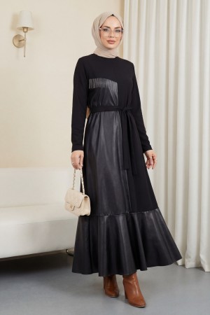 Deri Detaylı Metal Zincirli Elbise -Siyah