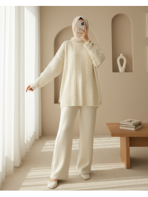 Saç Örgü Desen Kolu Düğme Detaylı Triko Takım -Ekru