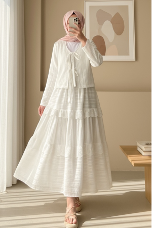 Önü Bağlamalı Fistolu Etekli Takım -Beyaz