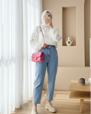 Laced Sleeves Pompom Embroidered Sweater -White