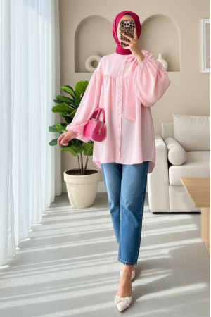تونيك كتان مع تفاصيل فيونكة على الياقة وأزرار مطاطية على الأكمام -وردي