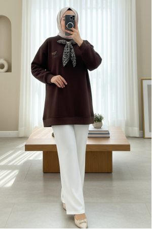 Scarf Leopard Emblem 3 Yarn Sweater -Dark Coffee