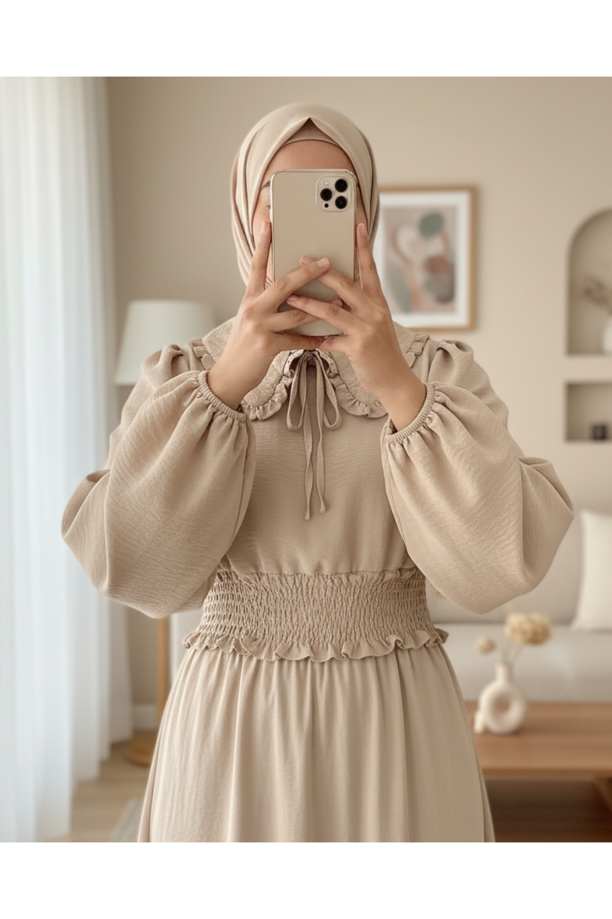 Beli Lastikli Bebe Yaka Uzun Kol Bluz   -Bej