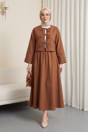 Linen Suit with Elastic Waist and Lace       -Snuff