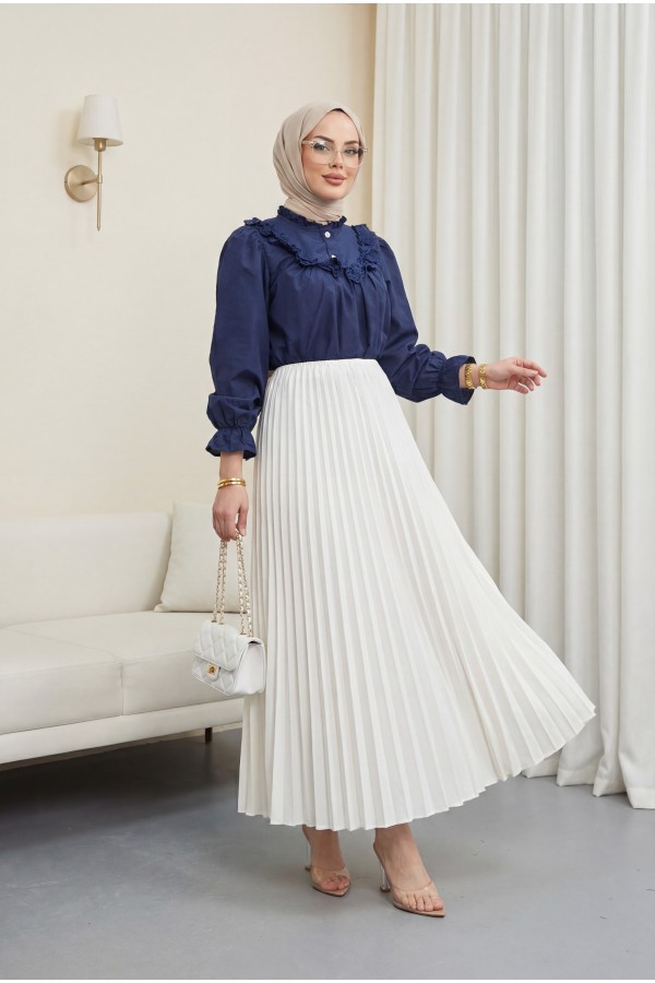 Stoned Pleated Skirt -Cream color