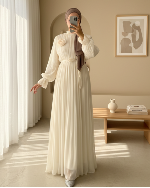 Kolu Lastikli Gül Broşlu Kemerli Janjan Şifon Abiye -Bej