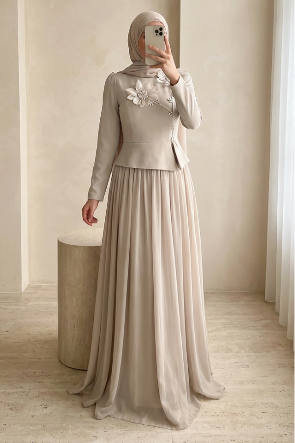 Daisy Detailed Pleated Skirted Stoned Dress -Stone