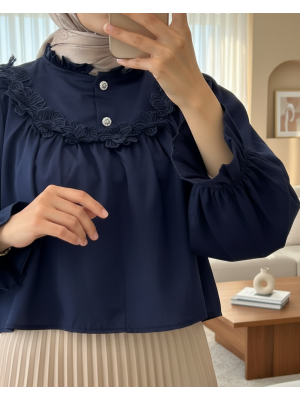 Kolu Lastikli Çiçek Detaylı Gömlek -Laci