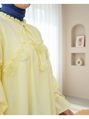 Yakası Ve Kolları Bağlamalı Önü Çiçek Detaylı Ham Keten Gömlek -Açık Sarı