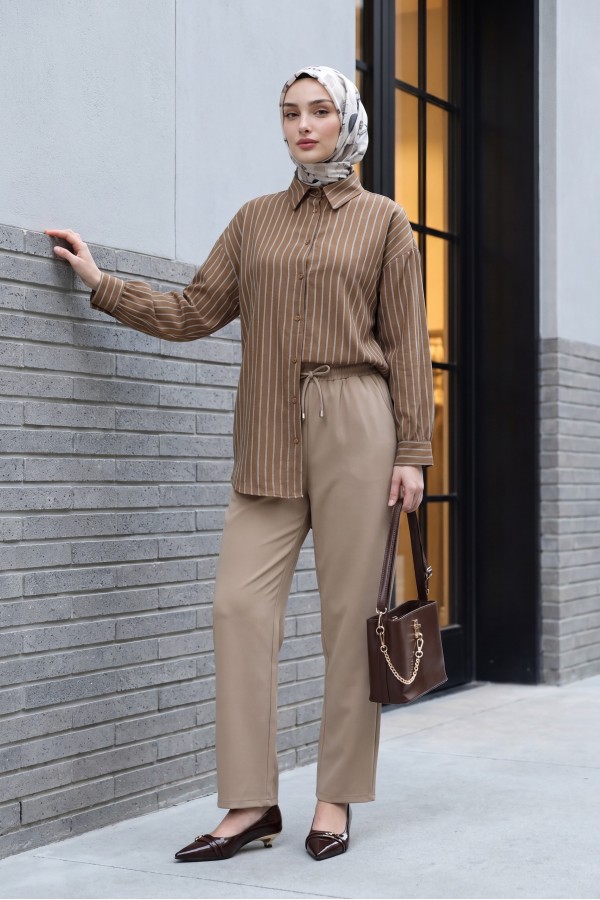 Striped Slit Loose -Brown