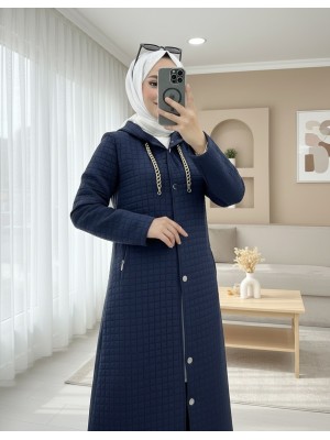 Yakası Zincir Detaylı Uzun Kapitone Kaban  -Laci