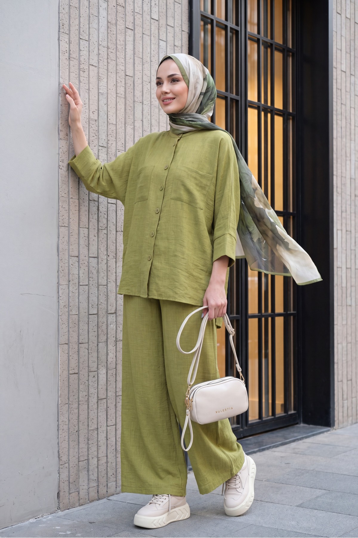 Double Pocket Batwing Sleeve Loose-Fitting Shirt Set -PISTACHIO GREEN