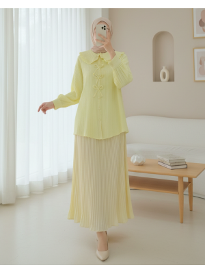 Önü Kurdele Detaylı Düğmeli Önlük Yaka Gömlek -Açık Sarı