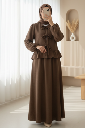 Önü Bağcıklı Kolu Lastikli Etekli Takım  -Kahve