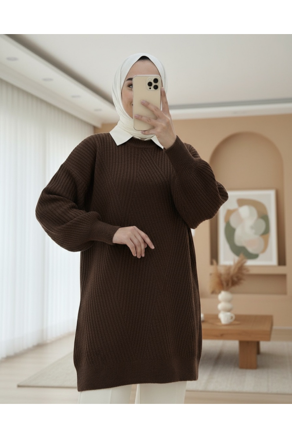 Crew Neck Diamond Pattern Knitwear Sweater             -Dark Coffee