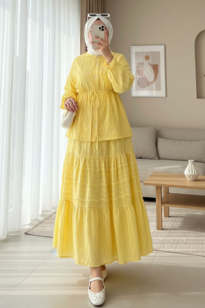 Önü Düğmeli Beli Bağcıklı Kolu Lastikli Etekli Dantelli Takım -Sarı