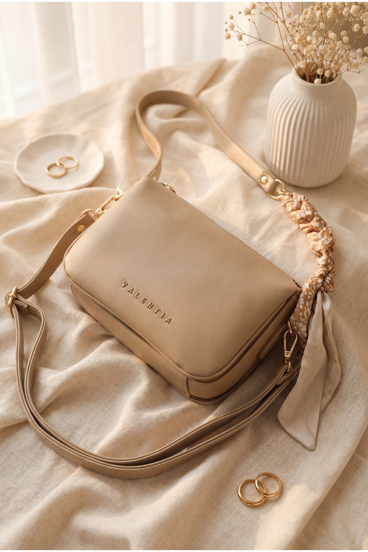 Long-Shoulder Bag with Zipper Compartment -Mink color