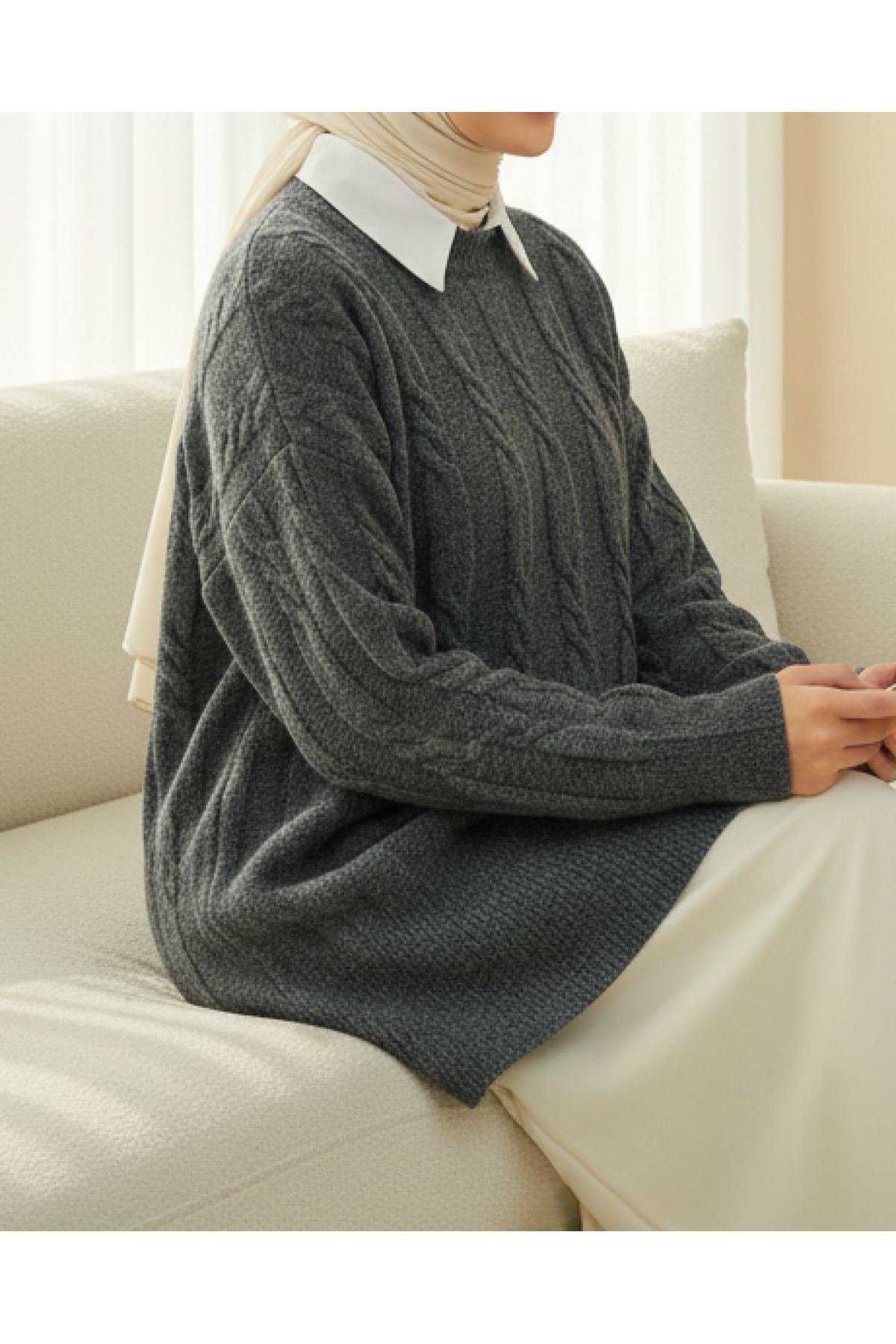 Soft Knitted Sweater with Embossed Pattern   -Smoked 