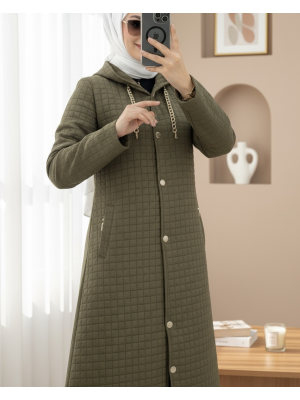 Yakası Zincir Detaylı Uzun Kapitone Kaban  -Haki