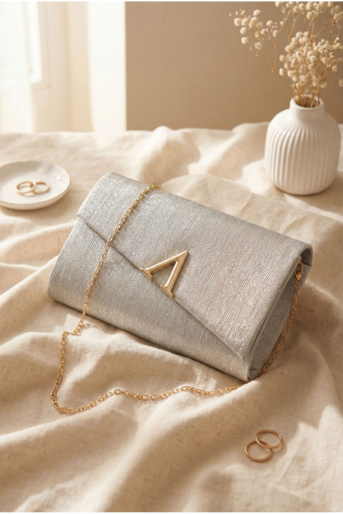 Geometric Buckle, Thin Chain, Glittery Evening Bag -Silver