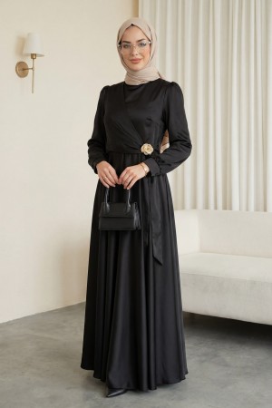 Beli Yandan Bağcıklı Tokalı Saten Abiye -Siyah