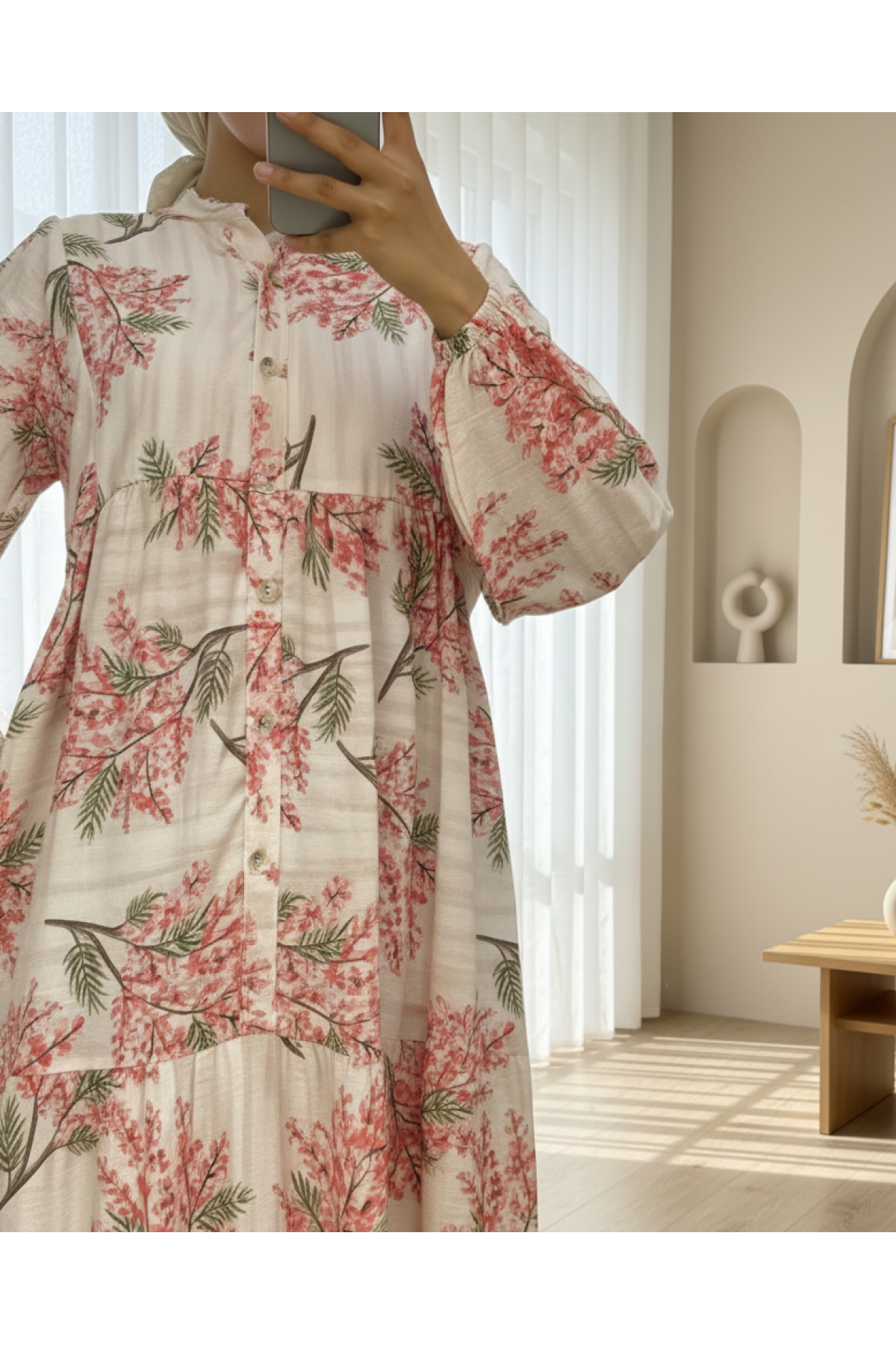 Kolu Lastikli Yarım Düğmeli Desenli Modal Elbise -Nar Çiçeği