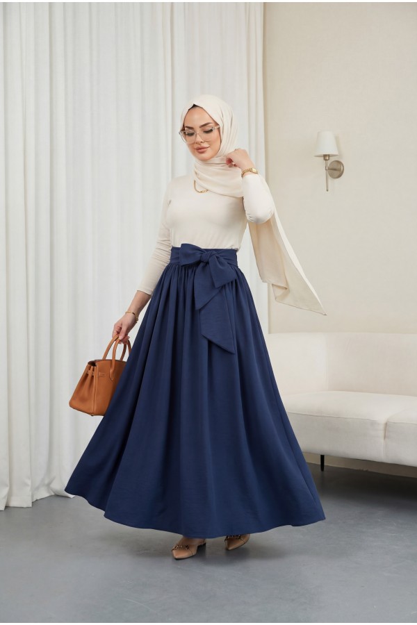 Pleated Belted Parachute Skirt     -Navy blue