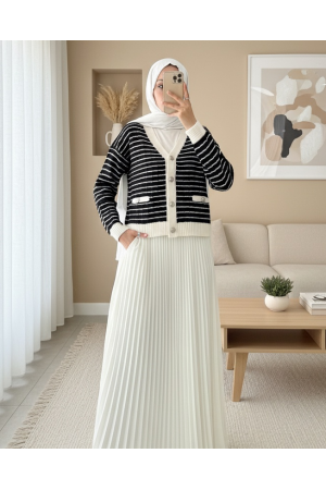 Düğmeli Cep Detaylı İnce Çizgili Triko Hırka -Krem