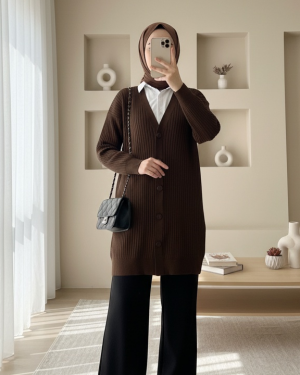 Long Knitwear Cardigan with Ribbed Buttons  -Brown