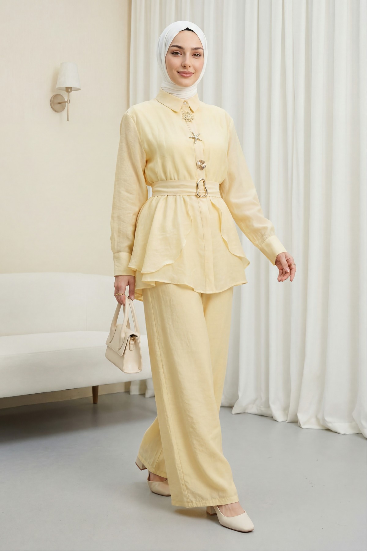 Cupra Suit with Elastic Waist, Belt, Pockets, and Lined Trousers -Yellow