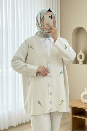 Taşlı Düğmeli Dal Desenli Triko Hırka -Krem