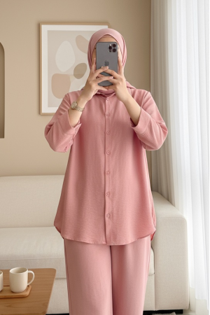 Arkası Uzun Düğmeli Poplin Gömlek -Yavruağzı