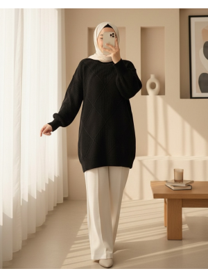 Yuvarlak Yaka Baklava Desen Yırtmaçlı Triko Kazak -Siyah